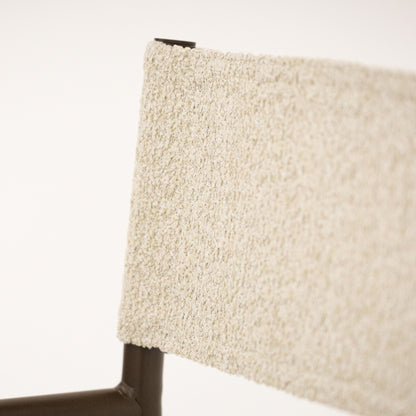 Bouclê Bege + Estrutura Marrom