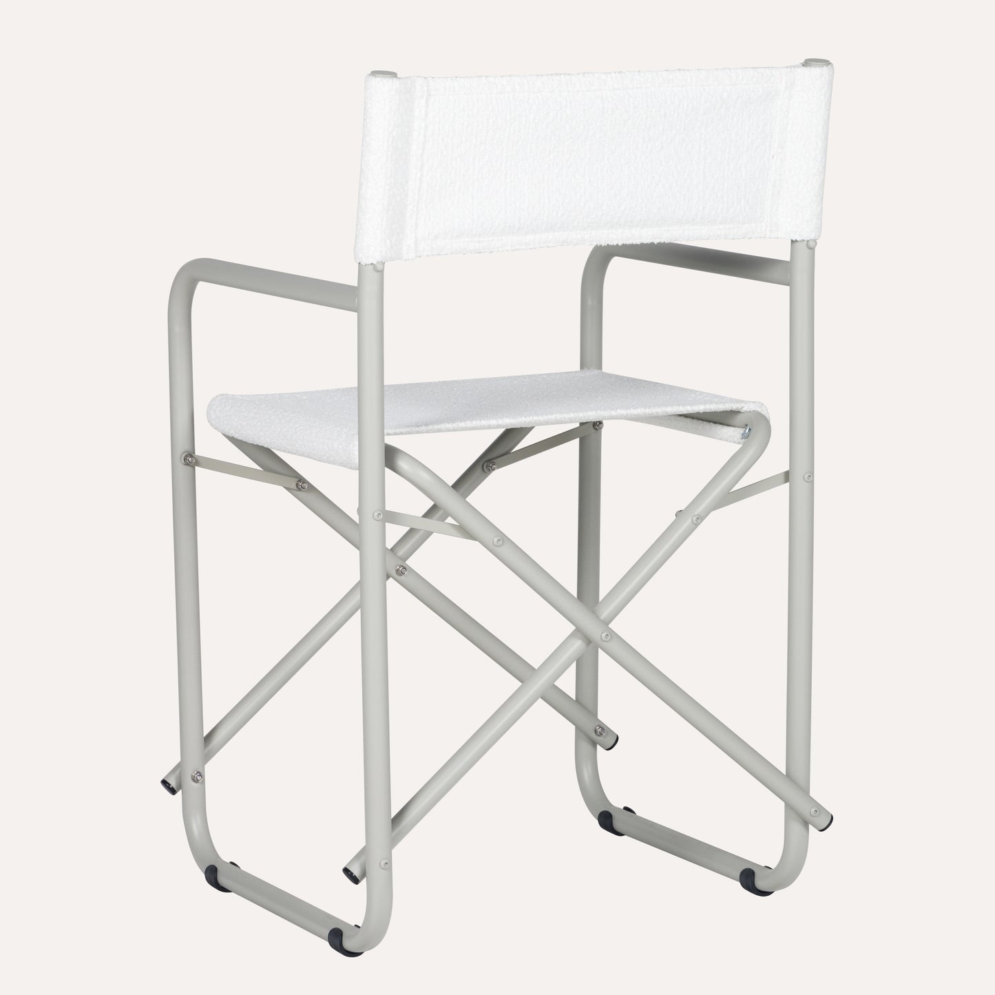 Bouclê Branco + Estrutura Areia